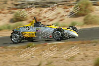 media/Jun-01-2025-CalClub SCCA (Sun) [[eae223c5dd]]/Group 3/Qualifying/